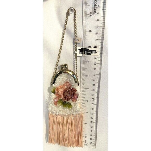 Floral Coin Change Purse W Fringe on a chain - Picture 2 of 5